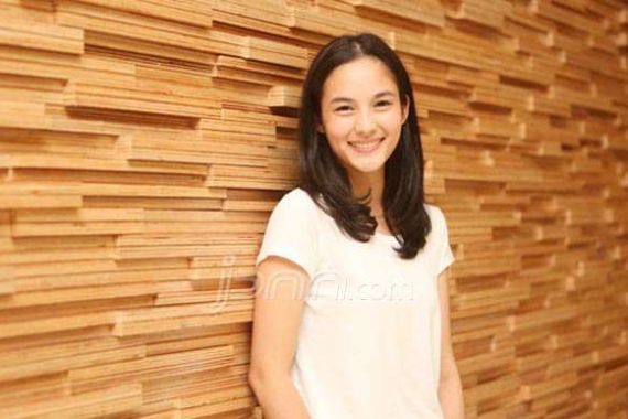 Chelsea Islan Jadi Pacar Pertama Presiden B.J. Habibie - JPNN.COM