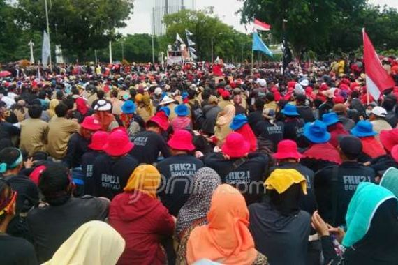 Mulai Panas, Honorer K2: Majuuu, Kita Jemput Pak Jokowi - JPNN.COM
