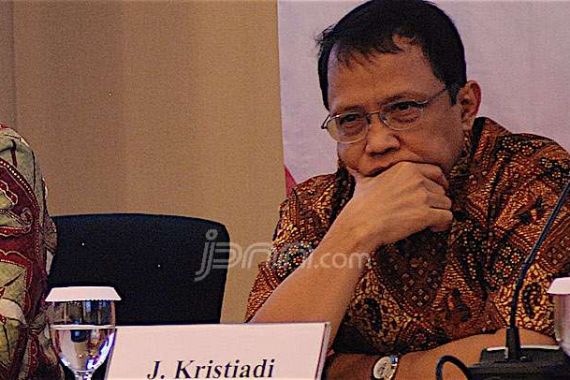 Pengamat Sarankan Golkar Pilih Ketum Kepercayaan Istana - JPNN.COM