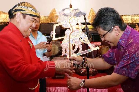 Syukuran Hasil Pilkada dengan Wayang, Yakini Kebenaran Akhirnya Menang - JPNN.COM