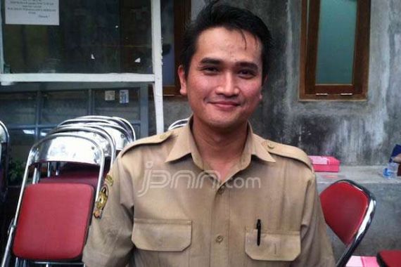 Amboi... Pak Dokter Ganteng Ini Selalu Digoda PSK Sarkem - JPNN.COM