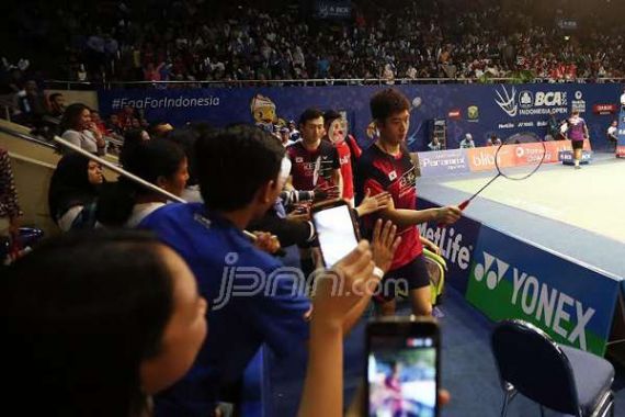 Lee Yong Dae..Aku Sempat Nyentuh Tangannya - JPNN.COM