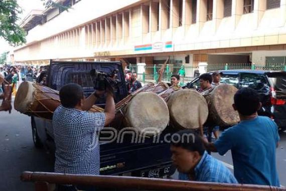 Massa Mandailing Perantauan Geruduk Kementerian ESDM - JPNN.COM