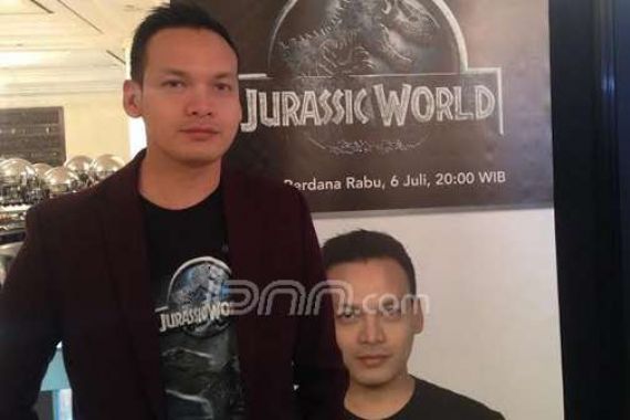 Sulih Suara Karakter di Jurassic World, Ben Joshua Suka Belibet - JPNN.COM