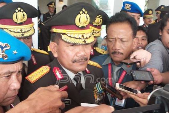 Tito Hadapi DPR, Inilah Doa Badrodin - JPNN.COM