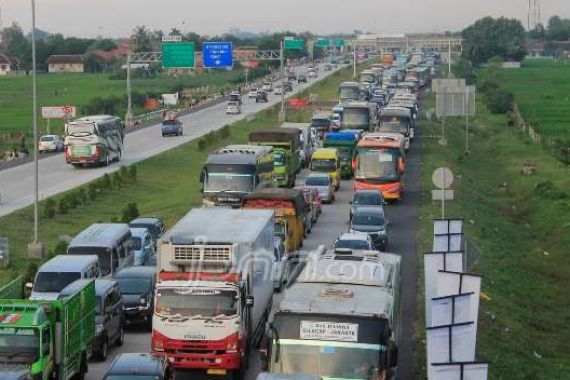 Hindari Macet Brebes-Tegal, Coba Lewat Slawi - JPNN.COM