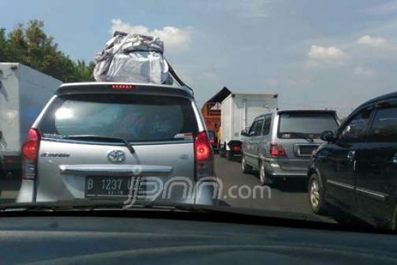 Arus Mudik Macet Parah, Komisi V: Kesalahan Bukan Semata Karena Kemenhub, Tapi.. - JPNN.COM