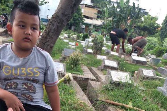 Ya Ampun Jakarta, Makam Palsu pun Dibanderol Rp 10 Juta - JPNN.COM