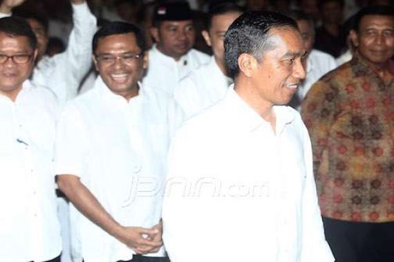 Jokowi: Saya Kurus Sekali, Sekarang Juga Masih - JPNN.COM