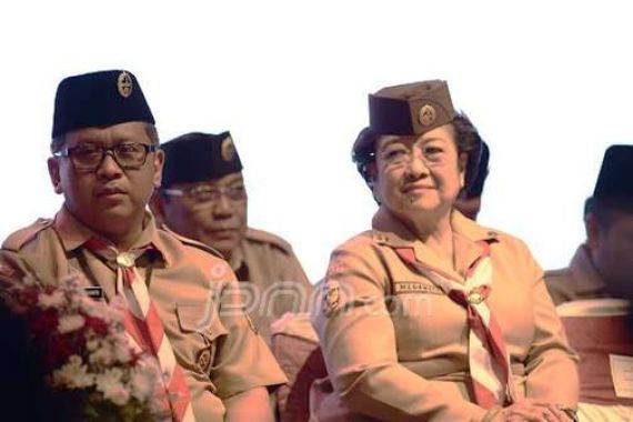 Cerita Adhiyaksa Ini Bikin Megawati Tertawa Lepas - JPNN.COM