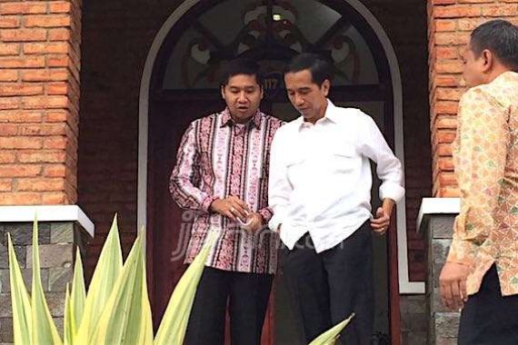 Jokowi Genjot Pengembangan Danau Toba, Inilah Sanjungan dari Bang Ara - JPNN.COM