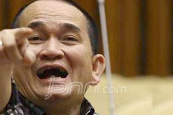 Ruhut Tuding Amir Syamsuddin Jadi Biang Pencopotan - JPNN.COM