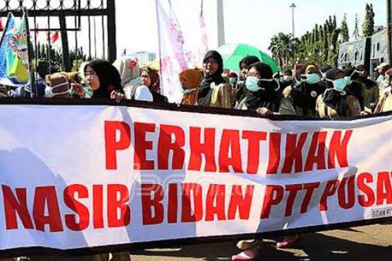 Sabar, Pengumuman CPNS Bidan PTT Harus Tunggu Presiden - JPNN.COM