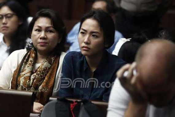 Jessica Terlihat Mewek di Sidang, Kembaran Mirna Bilang.. - JPNN.COM