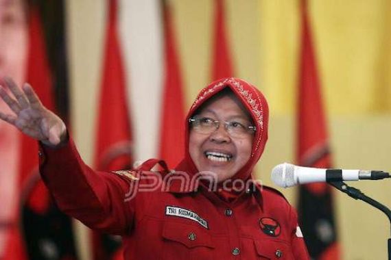 Wuiiih…Risma Paparkan Hasil Kerjanya di Depan Bu Mega - JPNN.COM