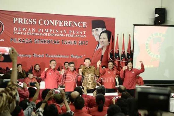 Mau Tahu Isi Kesepakatan Ahok-Djarot dengan PDIP? Klik di Sini! - JPNN.COM