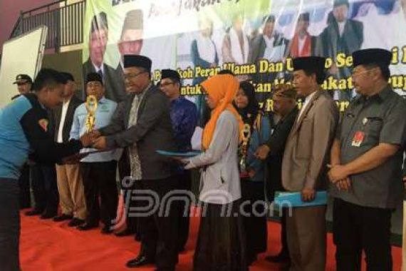 Kemenpora Berharap Pemuda Masjid Jadi Pelopor - JPNN.COM