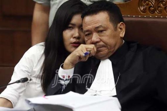 Otto Hasibuan Lampirkan 3 Ribu Lembar Pleidoi dalam Sidang - JPNN.COM