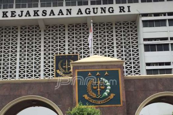 Kejagung Periksa Wako Bandar Lampung di Kasus Reklamasi - JPNN.COM
