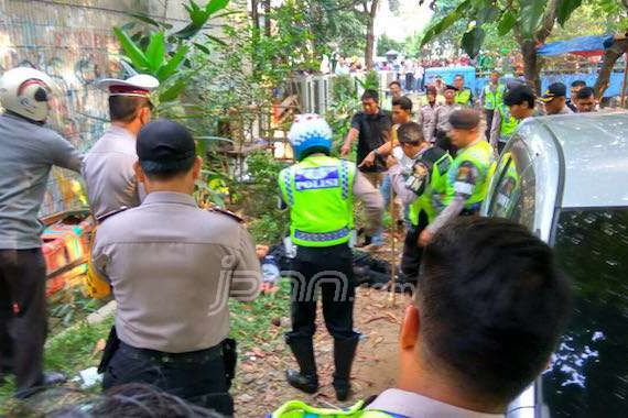 Teroris Bersenjata Pisau Serang Kapolsek Tangerang - JPNN.COM