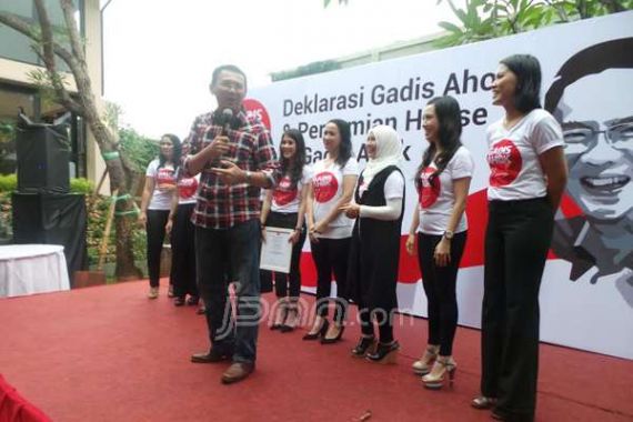 Lihat, Sembilan Wanita Cantik Deklarasi Menjadi Gadis Ahok - JPNN.COM