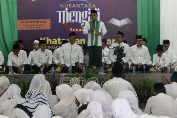 Yakinlah, Umat Islam Indonesia Jadi Teladan bagi Negara Lain - JPNN.COM