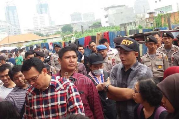 Polisi Kerahkan 60 Personel untuk Amankan Blusukan Ahok di Gambir - JPNN.COM