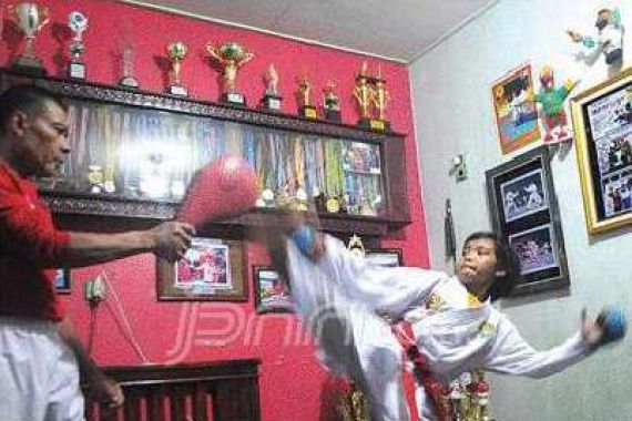 Hebatnya si Karate Kid dari Bandung - JPNN.COM