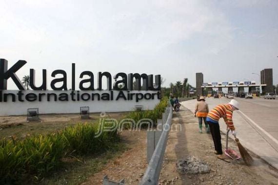 Tarif Parkir Kendaraan di Bandara Kualanamu Naik Menuai Protes - JPNN.COM