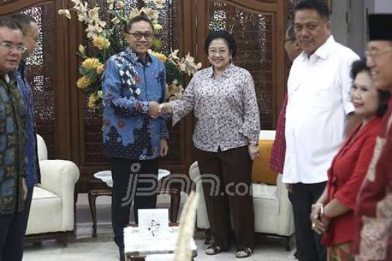 Usai Bertemu Megawati, Zulkifli: Soal Gubernur DKI Sudah Selesai - JPNN.COM