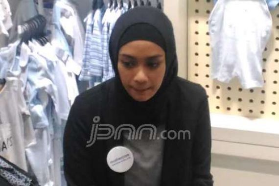 Hamdalah, Ayudia Bing Slamet Mantap Berhijab - JPNN.COM