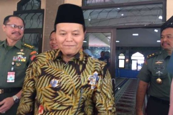 Wakil Ketua MPR Minta TNI Tetap Solid Jaga Persatuan Indonesia - JPNN.COM