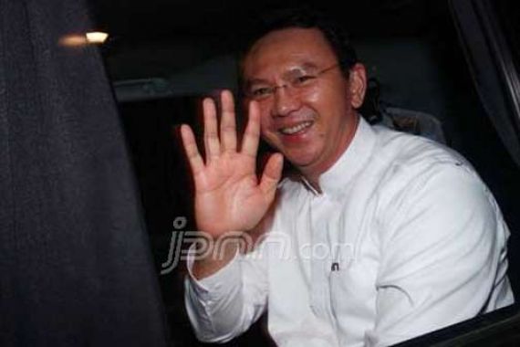 Ahok Batal Datang, Kampanye Rakyat di Rumah Lembang Diisi Tausiyah - JPNN.COM