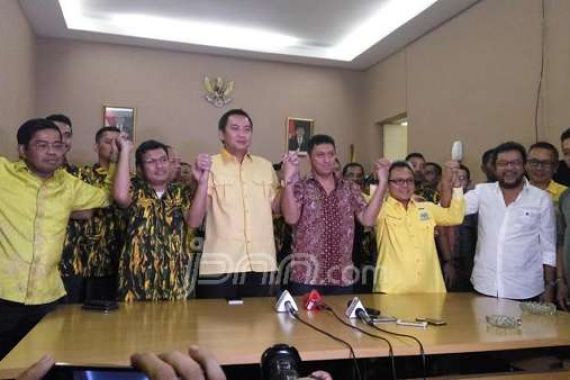 Ribut Usai Aksi 412, Dua Kader Golkar Ini Berdamai - JPNN.COM