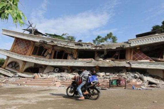 Wahai Dermawan, Korban Gempa Pidie Jaya Butuh Bahan Bangunan - JPNN.COM