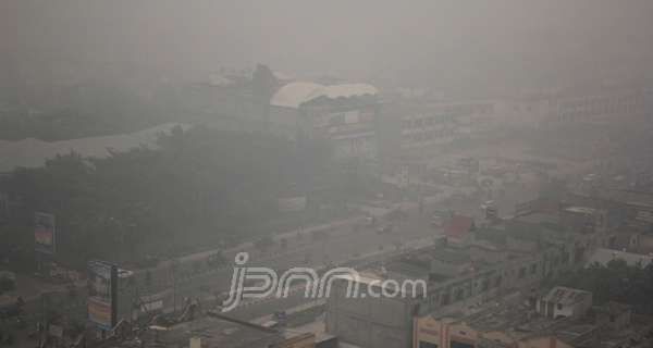 Waspada! Polusi Udara Tingkatkan Kematian Penderita COVID-19 - JPNN.com