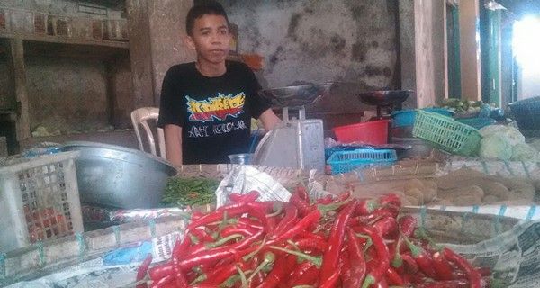 Waduh, Harga Cabai Lokal Tembus Rp160 Ribu Per Kilogram - JPNN.com