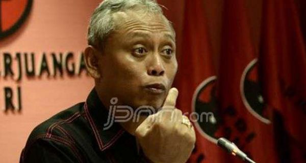 Arif Wibowo Tolak Gagasan Pembentukan Pansus Honorer K2 - JPNN.com