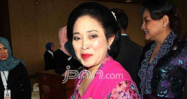 Mbak Titiek: Pilkada Kelar, Arisan Keluarga Tak Berantem Lagi - JPNN.com