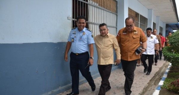 Komisi III DPR Temukan Utang Bahan Makanan di Rutan dan Lapas Sumut - JPNN.com