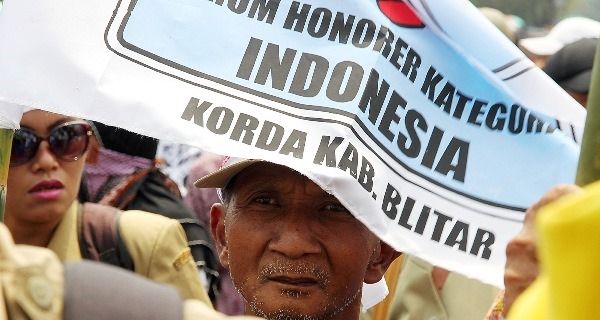 Honorer K2 Merasa Lebih Jago daripada CPNS Lulusan Cumlaude - JPNN.com