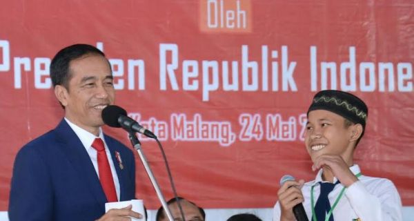 Sebelum Kasih Kuis Berhadiah Sepeda, Pak Jokowi Berpesan... - JPNN.com