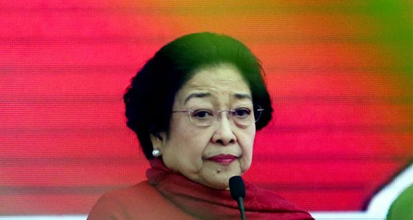 Seloroh Megawati ke Jenderal Hoegeng: Kok, Kapolri Naik Sepeda? - JPNN.com