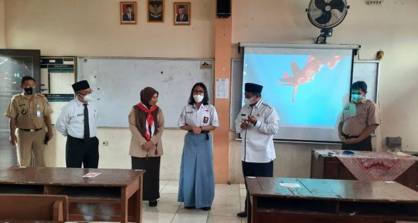 Wagub Jabar Mendatangi SMAN 3 Depok, Ternyata Ini yang Dilakukan - JPNN.com