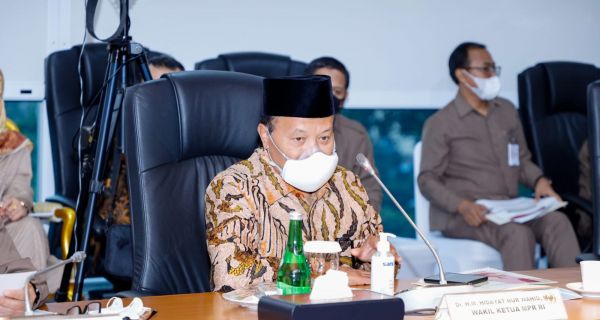 Wakil Ketua MPR Singgung Hasil Survei Denny JA yang Menjawab Data Milik Luhut - JPNN.com