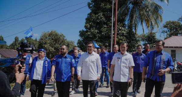 Lokot Nasution Bertemu Kader Demokrat, Riuh Teriakan AHY Presiden 2024 - JPNN.com
