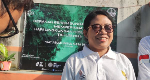 Sambut Hari Lingkungan Hidup Sedunia, KLHK Bareng Komunitas Gelar Bersih Ciliwung - JPNN.com