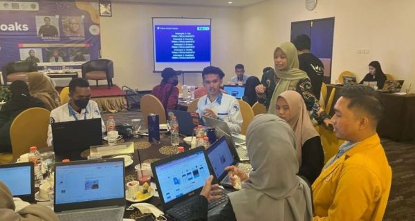 Penyebaran Berita Hoaks Meningkat, Pemerintah Menggencarkan Literasi Digital  - JPNN.com