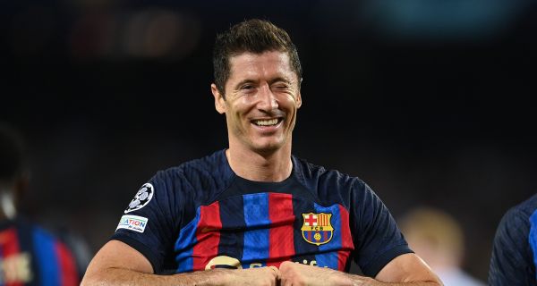Messi Digosipkan Pulang ke Barcelona, Lewandowski Beri Respons Mengejutkan - JPNN.com