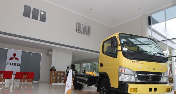 Strategi KTB Memasarkan Truk Fuso Berspesifikasi Euro4 Berbuah Manis - JPNN.com